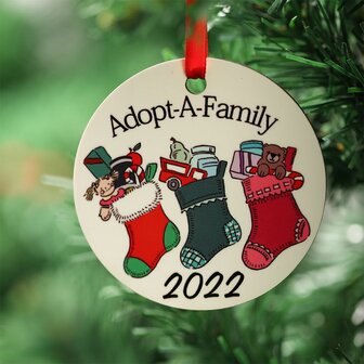 First Christmas 2024 Roze Pingu&iuml;n - Rond MDF Kerstornament